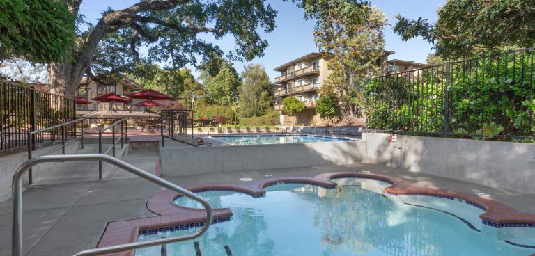 Oak Creek Apartments Area Pool